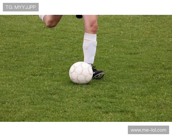 那些不会颠球的足球明星揭示球技之外的真实面貌